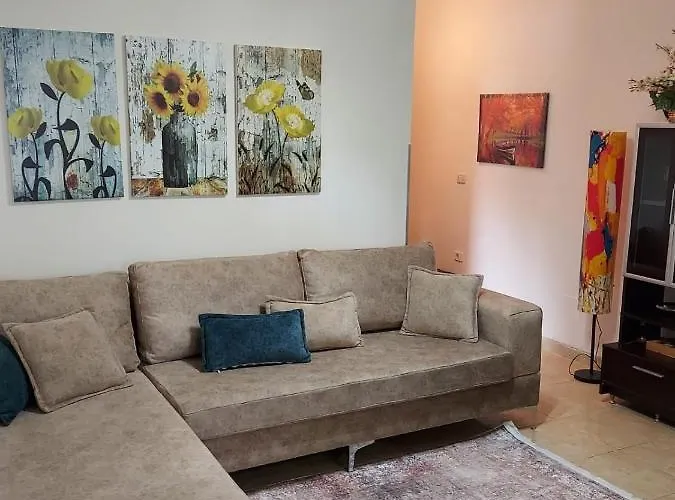 Shtepia E Luleve Apartmán