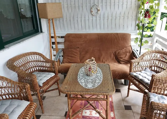 Shtepia E Luleve ゴーレム